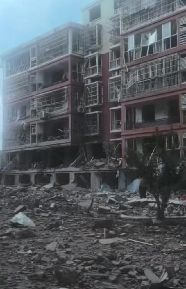 16州市拉歌方阵齐聚拓东体育场,2025/2026云南省城市足球联赛闭幕式彩排精彩上演