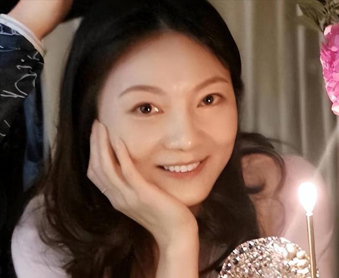 恭喜广东队！怀特塞德被曝已离开上海男篮，卢伟惨遭重大打击