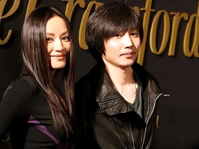 亚马尔在法国度假仍不忘坚持训练,女友晒动态感叹