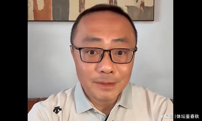 “还不如送块肉！”被扔下的教师节礼物引关注，评论区的老师很现实！