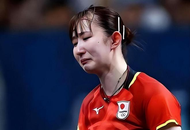 全队倒数第1!41岁C罗被批:3射0正+6数据挂零 国家队近8个月0球