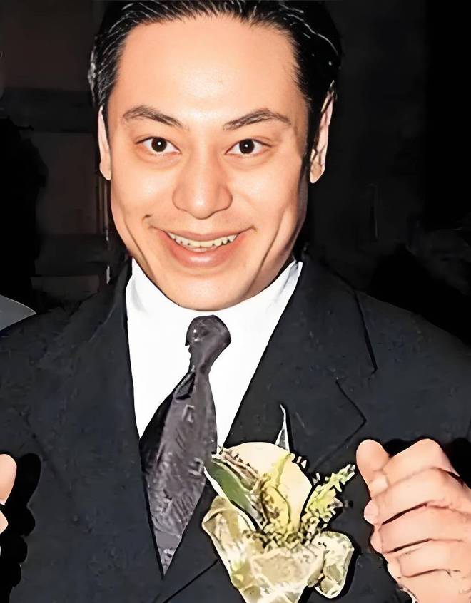 记者:吉达联合将花费1000万美元签下沙特国脚加纳姆