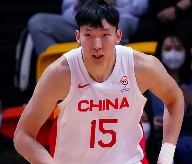 不是李昊也不是闫炳良!他才是国足颜骏凌最佳接班人,值得期待